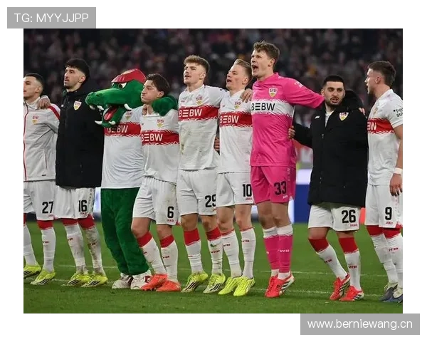 拜仁德甲统治地位面临挑战，竞争格局调整对赛季走势形成制约