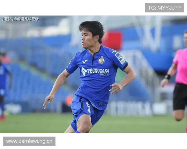 久保建英:对比南野拓实——技术型与跑动型进攻手分野 久保建英:对比南野拓实——技术型与跑动型进攻手分野