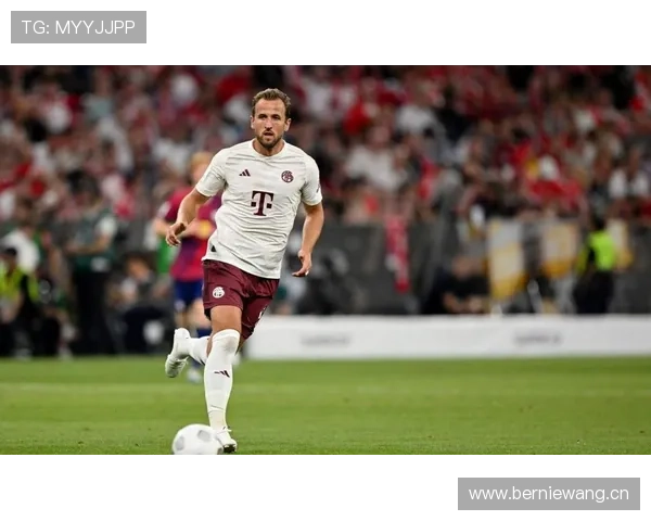 哈里·凯恩约完会就直接去训练场？这节奏真不一般…