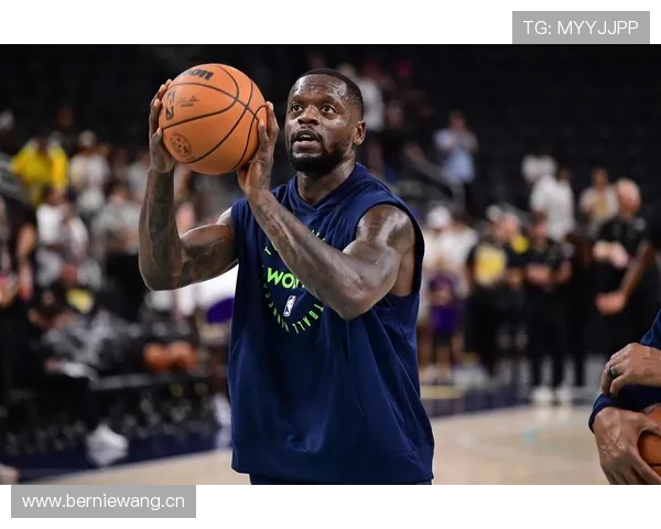 兰德尔背身单打面对主力内线较上季提升效率