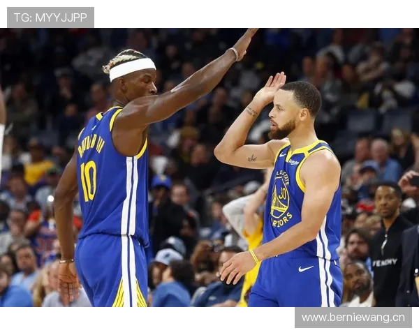 库里三分挡拆效率提升显著 拉开勇士进攻空间差异明显