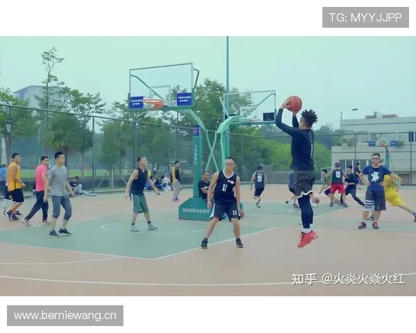 篮球进攻时间规则详解：在24秒内如何有效组织进攻？